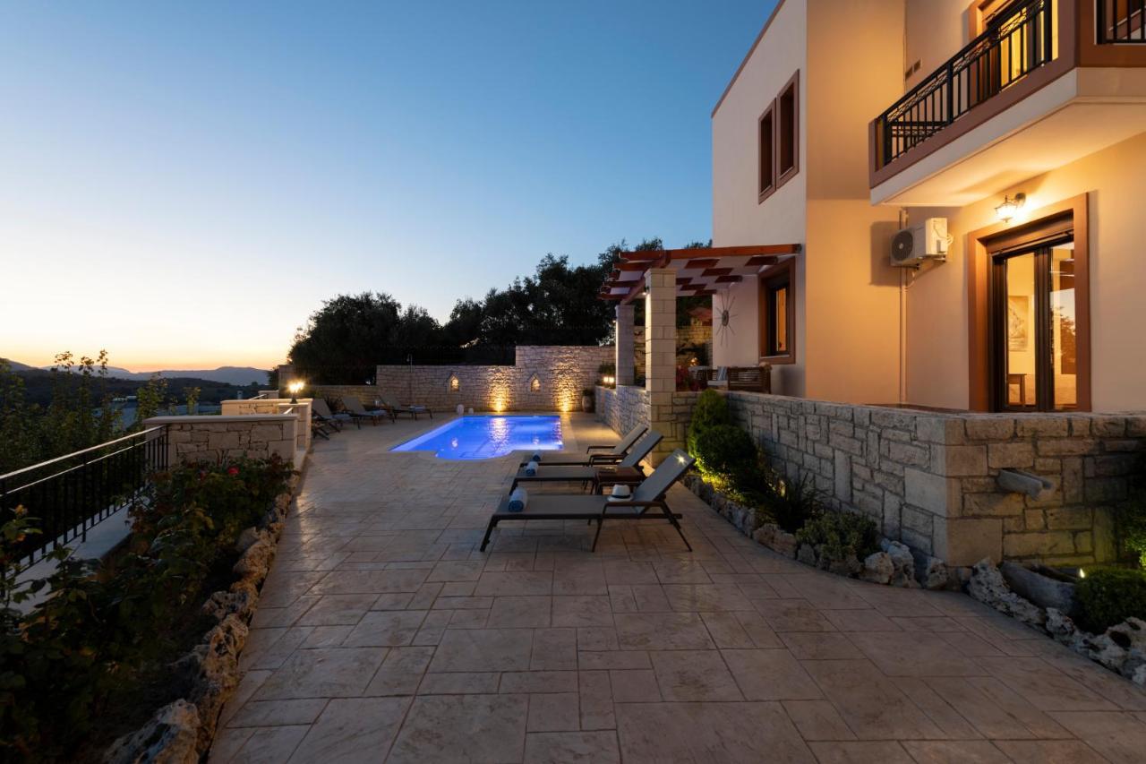 Ageri Traditional Villa Aryiroúpolis 외부 사진