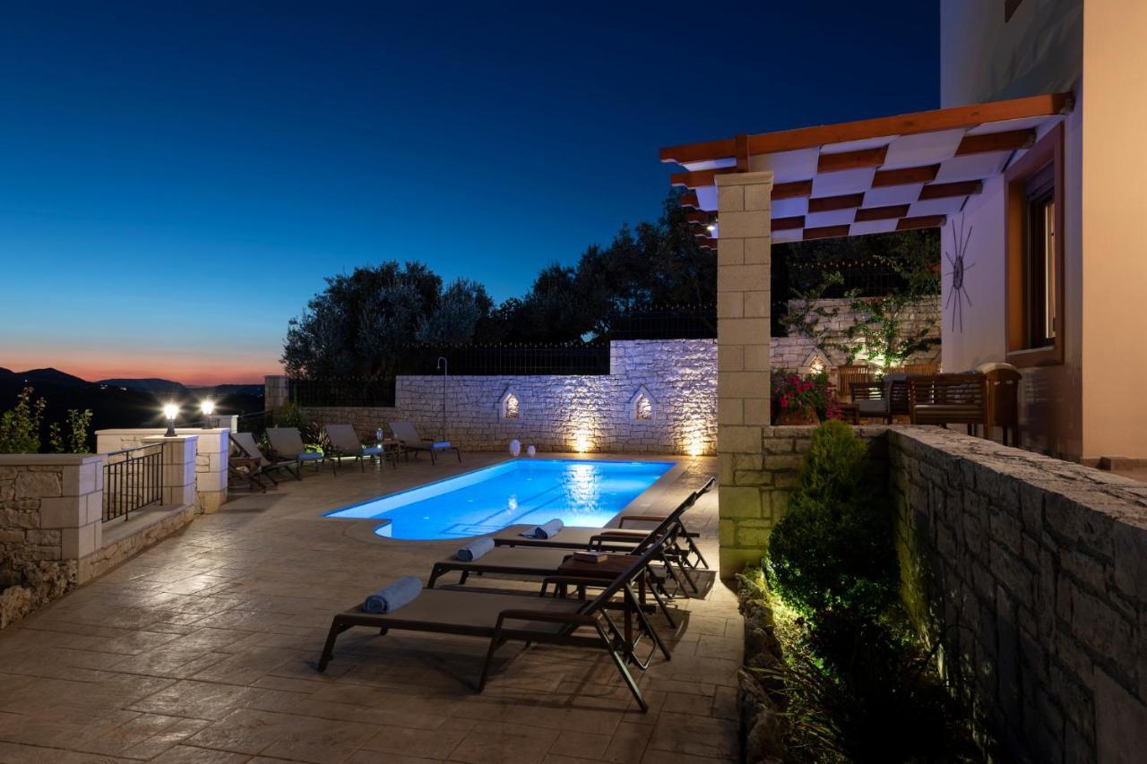 Ageri Traditional Villa Aryiroúpolis 외부 사진