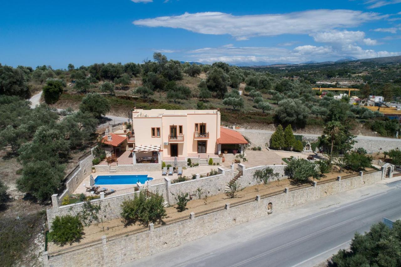Ageri Traditional Villa Aryiroúpolis 외부 사진